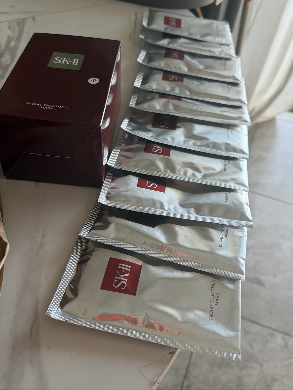 SK-II Facial Treatment Mask 10 Sheets Box Set
Made in Japan Pitera New